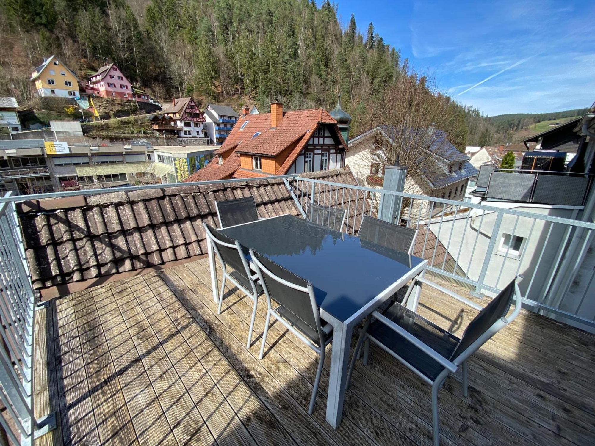 Self-Check-In Zentrale Fewos In Triberg - Nah Am Wasserfall - Triberg im Schwarzwald Dış mekan fotoğraf